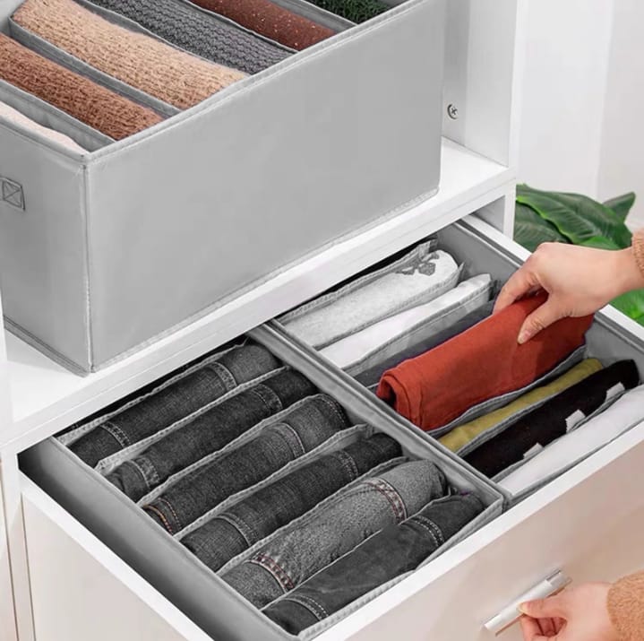 6 Grids Wardrobe Clothes Organizer