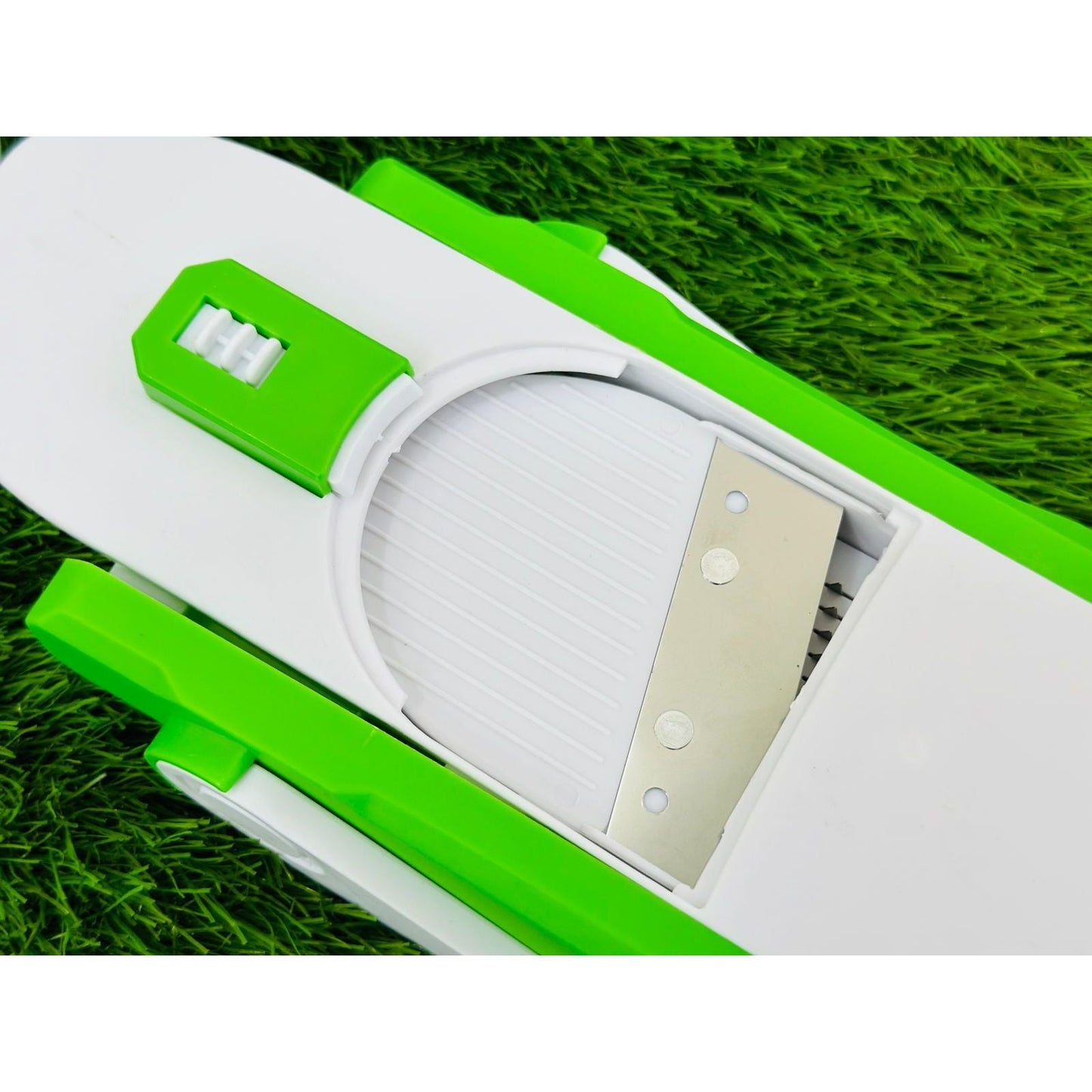 Vegetable and Fruit Cutter (8 in 1)