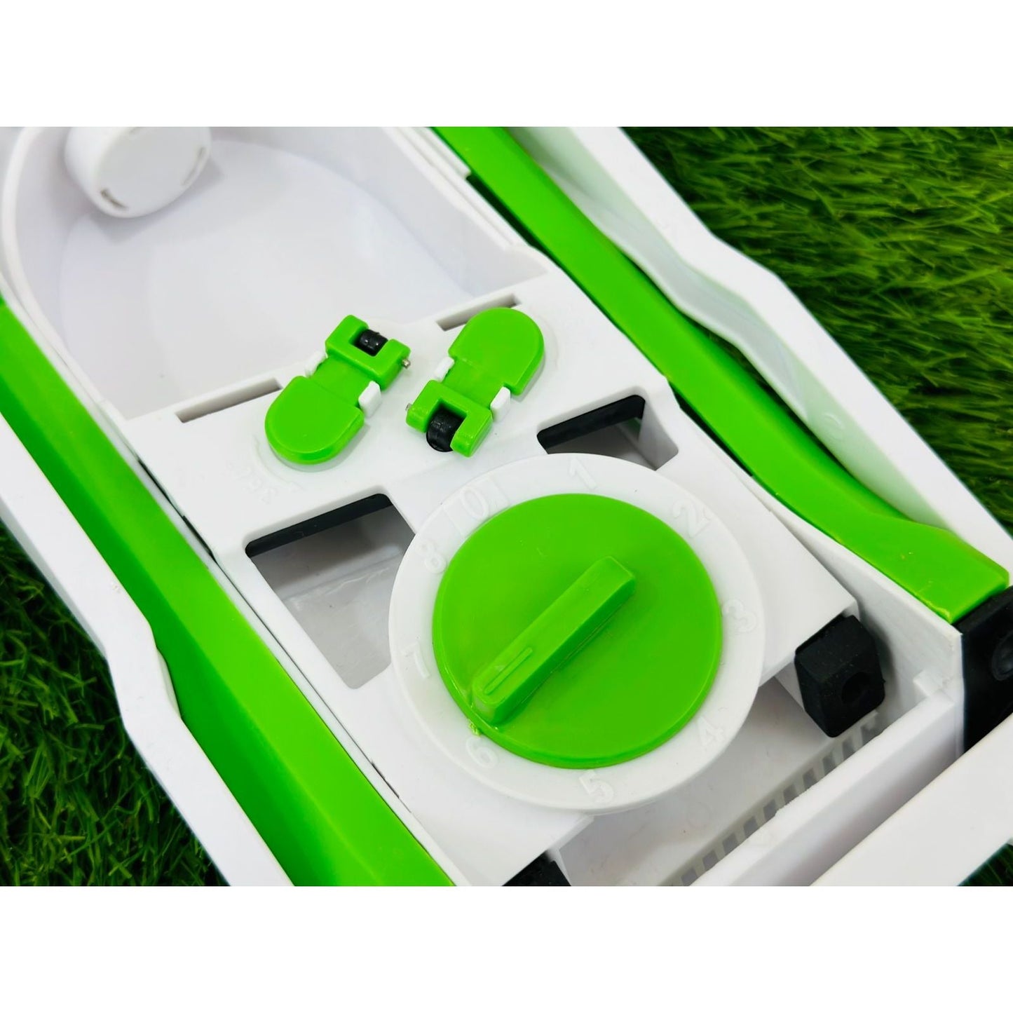 Vegetable and Fruit Cutter (8 in 1)